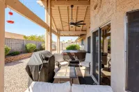 Westgate Vacation Rental/Walk to State Farm Stadium/Relax in the Spa! - Jacuzzi