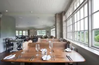 The Bridge Inn Hotels in Edinburgh Airport Area