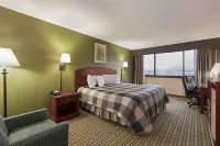 Ramada by Wyndham Rochelle Park Near Paramus Hotels in Saddle Brook