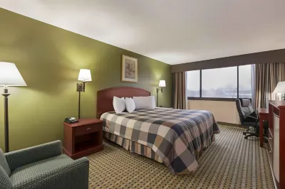 Ramada by Wyndham Rochelle Park Near Paramus Hotels in Paramus
