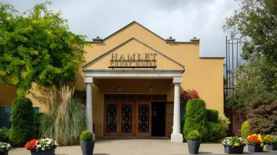 Hamlet Court Hotel