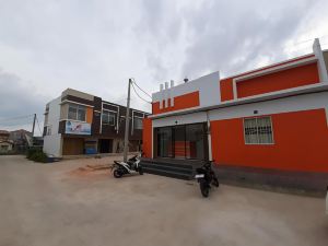 Capital O 93076 Batam Backpacker Guesthouse 2