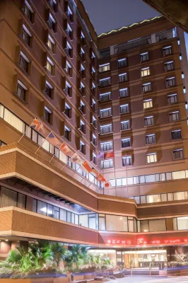 Hotel Riverview Taipei Hotel dekat Shin Kong Life Tower