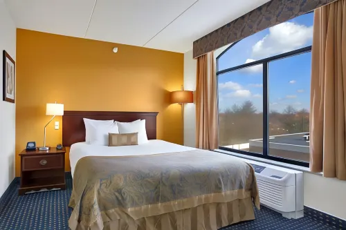 Comfort Inn & Suites Voorhees/Mt. Laurel Hotels in Echelon