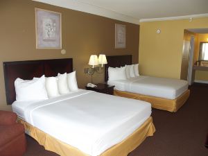 Ambassadors Inn & Suites