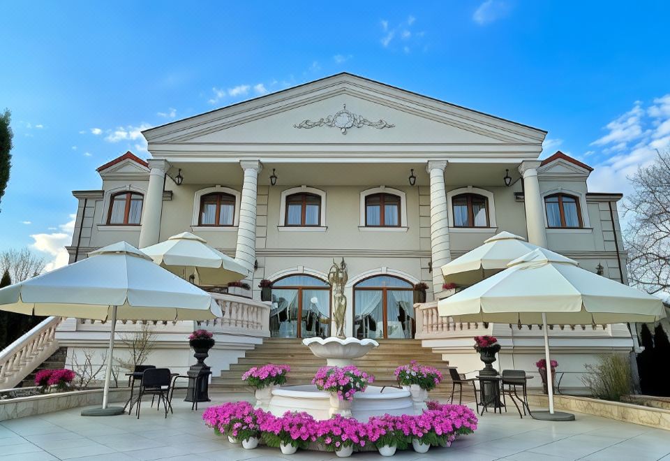 Hotel Palac Akropol - Housity