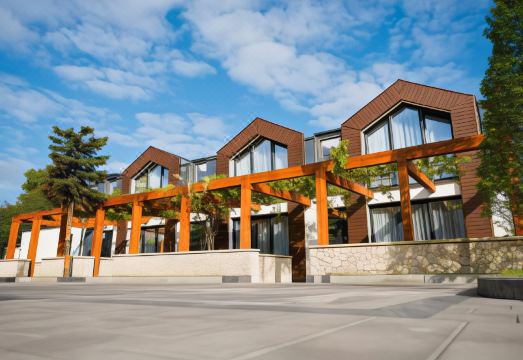 Hotel & Restauracja Gniecki - Housity