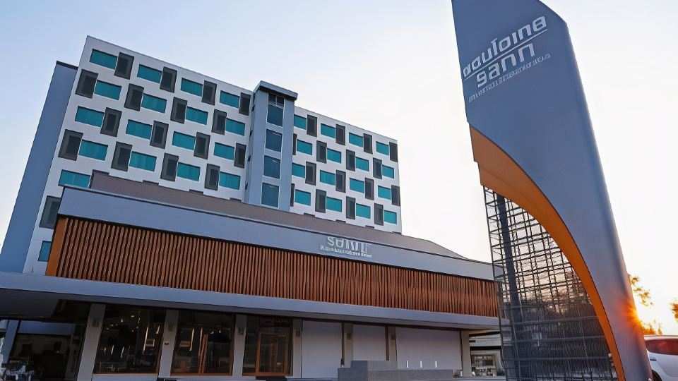 โรงแรมแสนโฮเทล