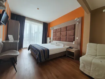 Hotel Midi-Zuid