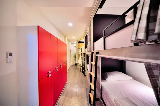 เตียงหอพัก (หญิง)