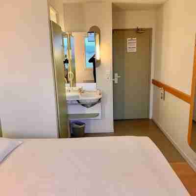 Ibis Budget Concarneau Rooms