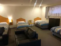 Sheffield Motor Inn Hotels in Barrington