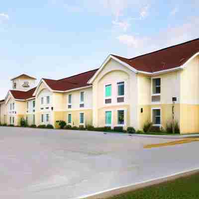 Days Inn & Suites by Wyndham Thibodaux Hotel Exterior