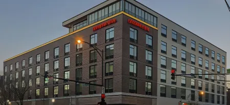 Hampton Inn Chicago North/Loyola Station