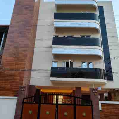 Mugundan 's Smart Stay Hotel Exterior