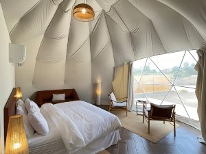 Glamping Resort