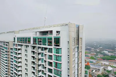 Suite 3Br Kemang Village Apartment by Travelio Hotel di Kecamatan Pesanggrahan