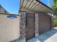 Family Guest House & Hostel