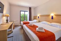Hôtel Saint Laurent Hotels in Bethon