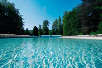 Floreal la Roche-en-Ardenne - ที่มีที่จอดรถ