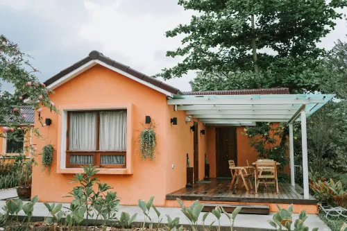 The Little White Bird Traveller Hostel Hotels in Koh Kood