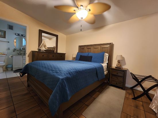 Old Town Suites