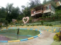 Bamboo Park & Resort Malino Hotels in Tinggimoncong