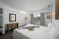 Stella Luxury Apartments Hotels in Lampi
