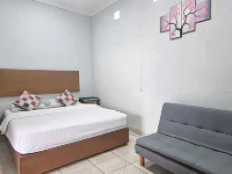 Graha Dewata Home Hotels in Dau