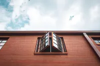 Three Trails Hotels in Elkin