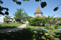 Les Insolites du Domaine de Suzel فنادق في Saint-Didier-de-la-Tour
