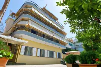 Elidon Apartments Hotels in Delvine District