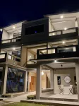 Surya Beach Resort Palawan Hotel di Aborlan