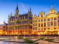 Holiday Inn Express Brussels - Grand-Place Hotels near Camping 58