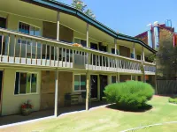 Aspenalt Lodge Hotels near Benedict Music Tent and Harris Concert Hall