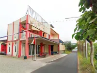 Ariska Room Near Alun Alun Jombang RedPartner Hotel a Peterongan