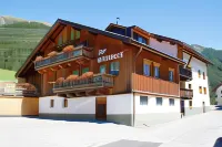 Pension der Steinbock - Das 300 Jahre Alte Bauernhaus - Tirol Hotel di Gemeinde Holzgau