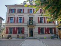 Manoir la Cerise Hotels in Fougerolles