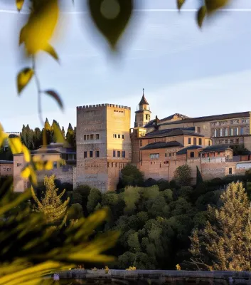 Hotel Reina Cristina Hoteles en Granada