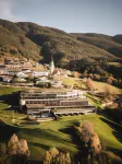 Santre Dolomythic Home Hoteles cerca de Val di Funes