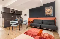 Au Chat Qui Dort Lille - Magasin Hotels in Lomme
