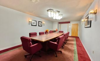 FairBridge Inn & Suites Fort Wayne