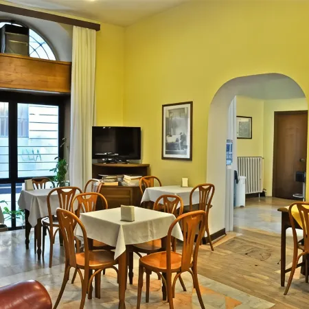 Hotel Vecchia Milano Отели рядом с достопримечательностью «Ворота Тичинезе»