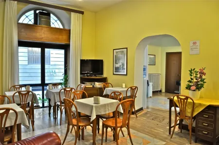 Hotel Vecchia Milano Отели рядом с достопримечательностью «Сан Винченцо ин Прато»