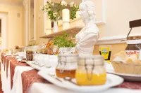 Palais am Kleistpark - breakfast