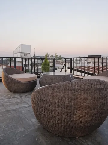 รูปภาพของสุรีย์ เฮาส์