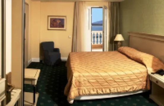 ナフシカ パレス のホテル