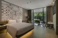 Kanvaz Village Resort Seminyak Hotel dekat Kecapi Villa Seminyak by iNi Vie Hospitality - A Perfect Family Getaway
