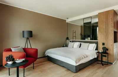 Relais & Chateaux Hotel Diepeschrather Muhle Отели рядом с достопримечательностью «St. Laurentius»