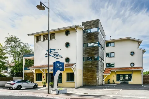 Hotel le Pavillon Bleu Hotels in Hossegor